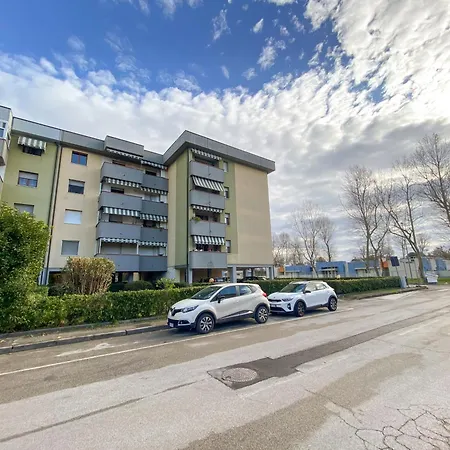 Da Nonna Gina, Casa Luminosa Con Aria Condizionata Apartament Viareggio